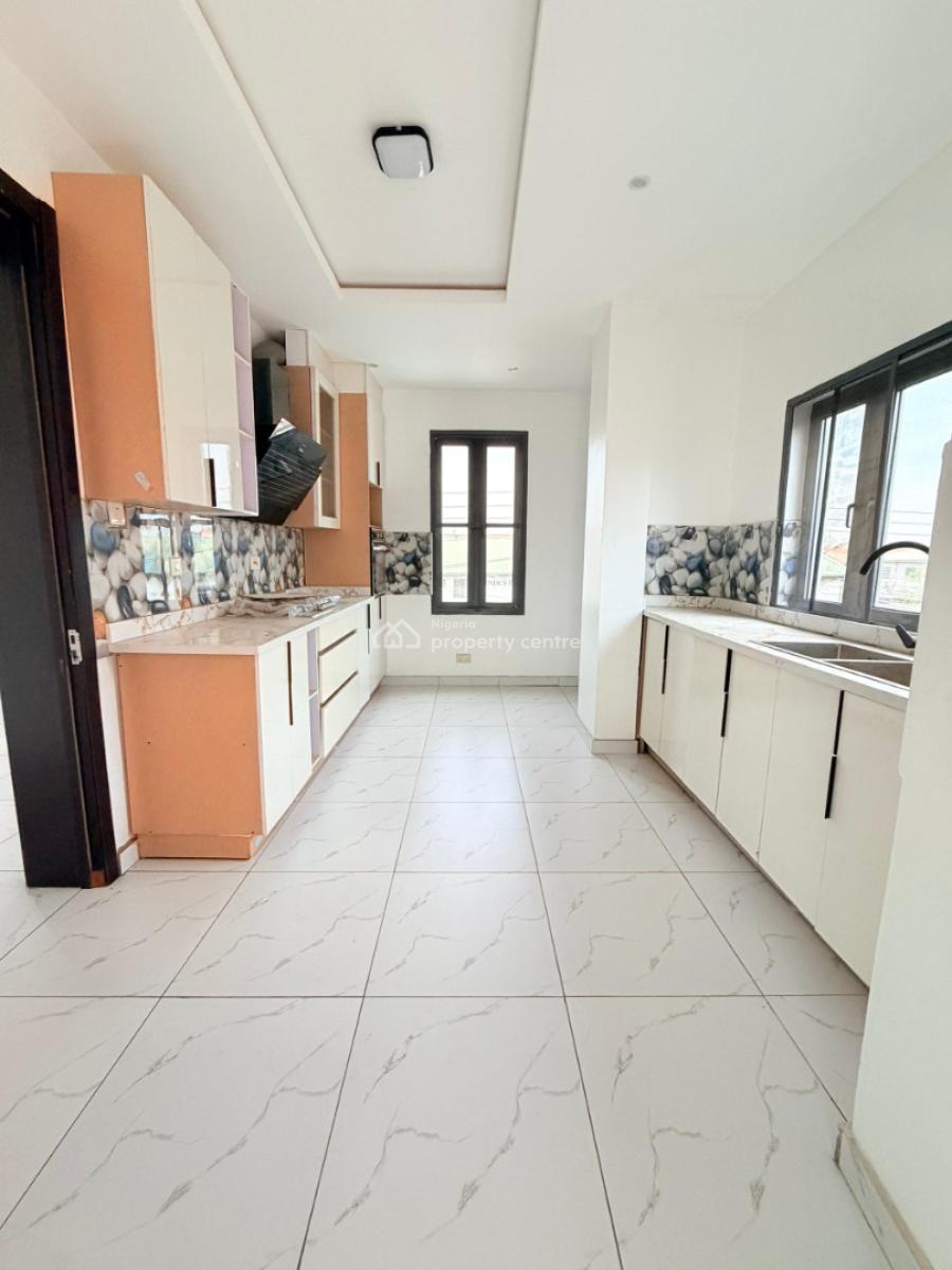 Exquisitely Built 4 Bedroom Terrace Duplex with Bq, Obanikoro, Shomolu, Lagos, Terraced Duplex for Sale