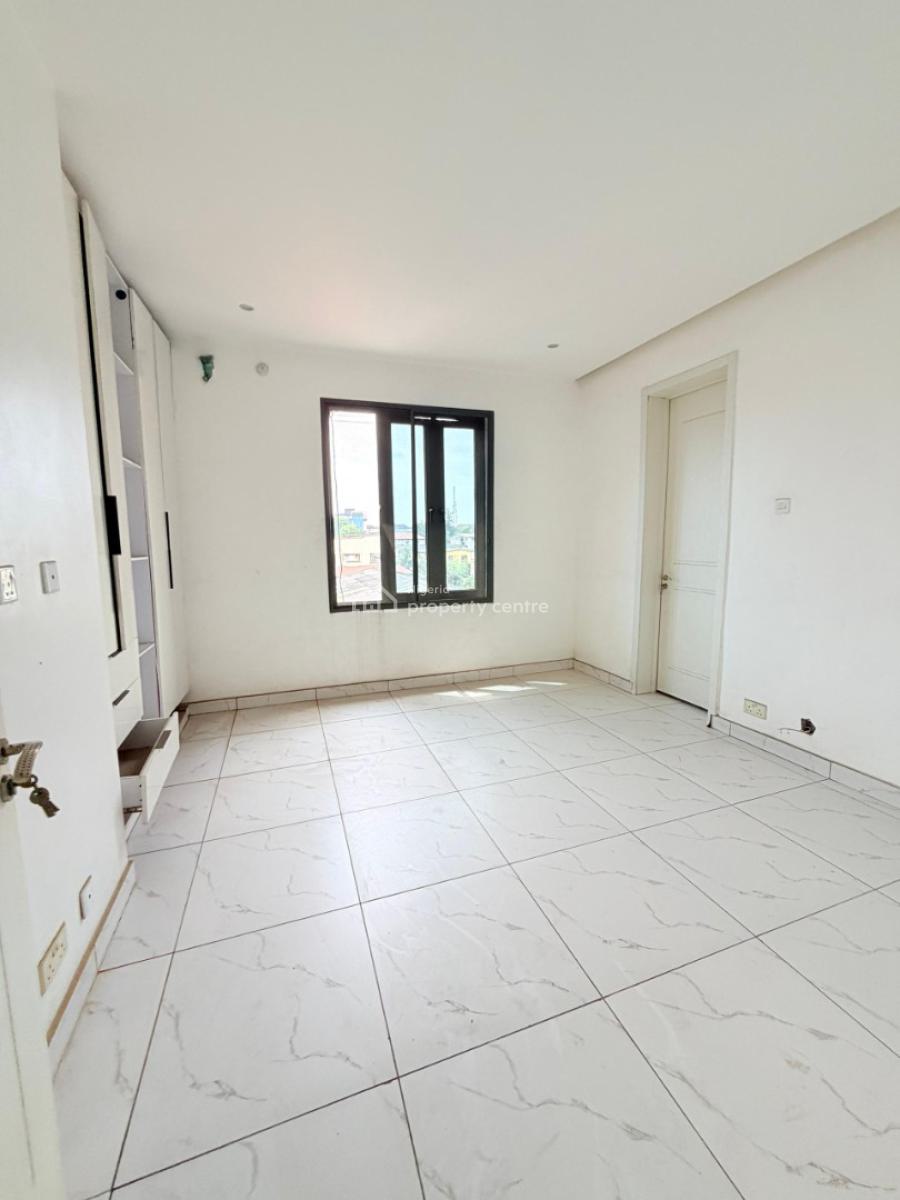 Exquisitely Built 4 Bedroom Terrace Duplex with Bq, Obanikoro, Shomolu, Lagos, Terraced Duplex for Sale