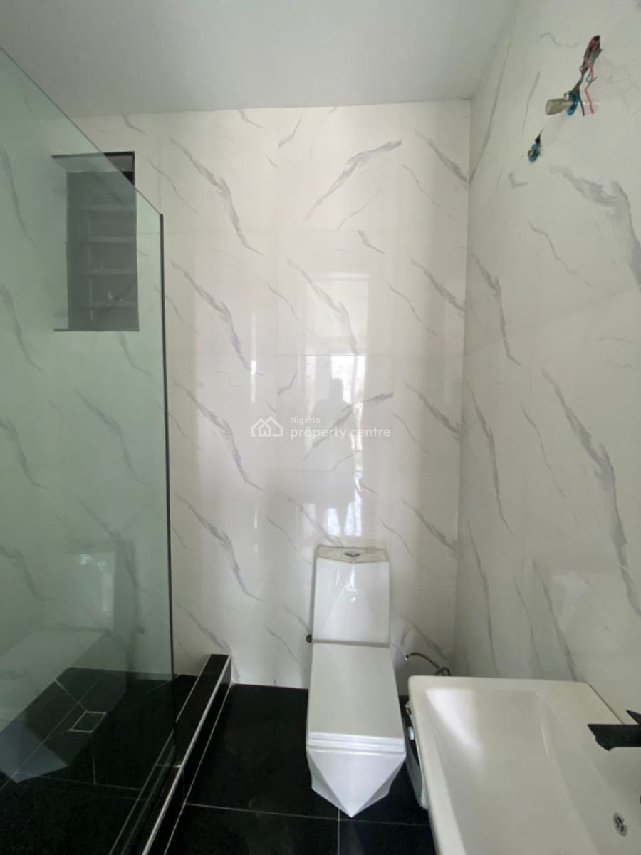 Stunning 2 Bedroom Serviced Apartment with Bq, Pool, Gym, Elevator, Lekki Phase 1, Lekki, Lagos, Flat / Apartment for Sale