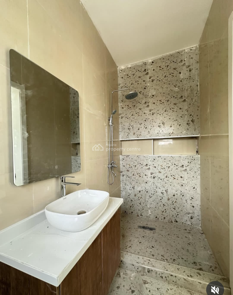 Luxury and Fully Serviced 2 Bedroom Apartment, Darelen Supermarket, Lekki Phase 1, Lekki, Lagos, House for Sale