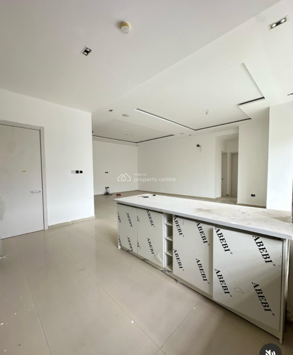 Luxury and Fully Serviced 2 Bedroom Apartment, Darelen Supermarket, Lekki Phase 1, Lekki, Lagos, House for Sale