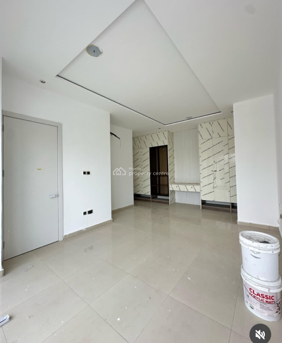 Luxury 2 Bedroom Apartment, By Darelen Supermarket, Lekki Phase 1, Lekki, Lagos, Block of Flats for Sale