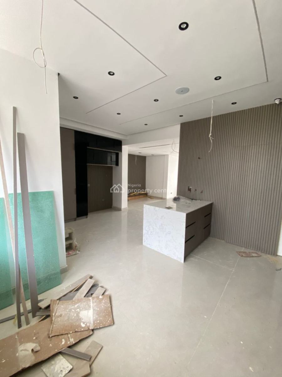 Impeccable 6 Bedroom Fully Detached Duplex with Two Bq, Cinema, Solar, Lekki Phase 1, Lekki, Lagos, Detached Duplex for Sale