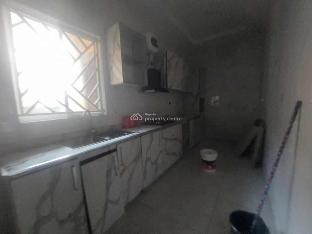 2 Bedroom Spacious Apartment, Alaguntan, Ajah, Lagos, Flat / Apartment for Sale