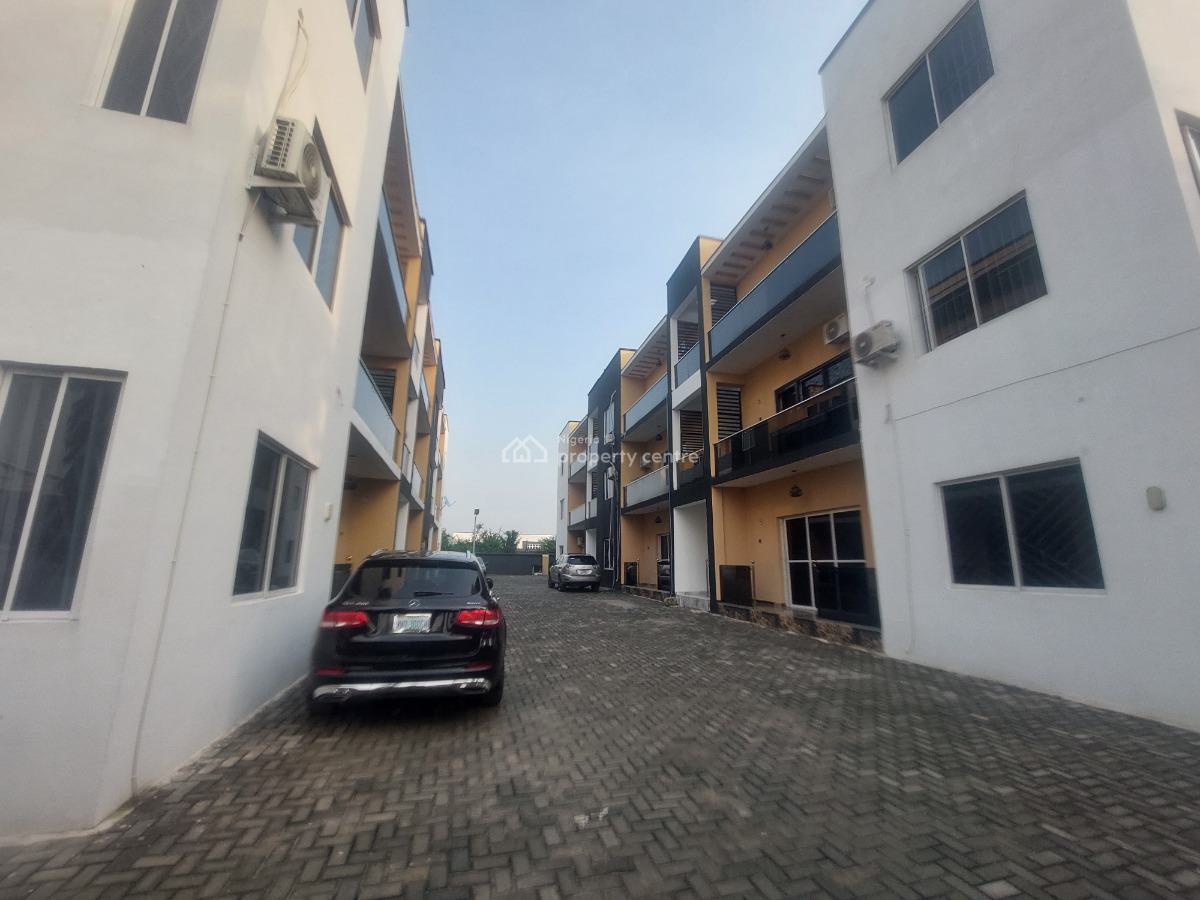 2 Bedroom Spacious Apartment, Alaguntan, Ajah, Lagos, Flat / Apartment for Sale