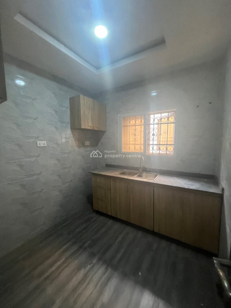 Brand New Luxury Modern Days 2 Bedroom Flat Upstairs and Downstairs, Mobil Road Ilaje, Ajah, Lagos, Flat / Apartment for Rent