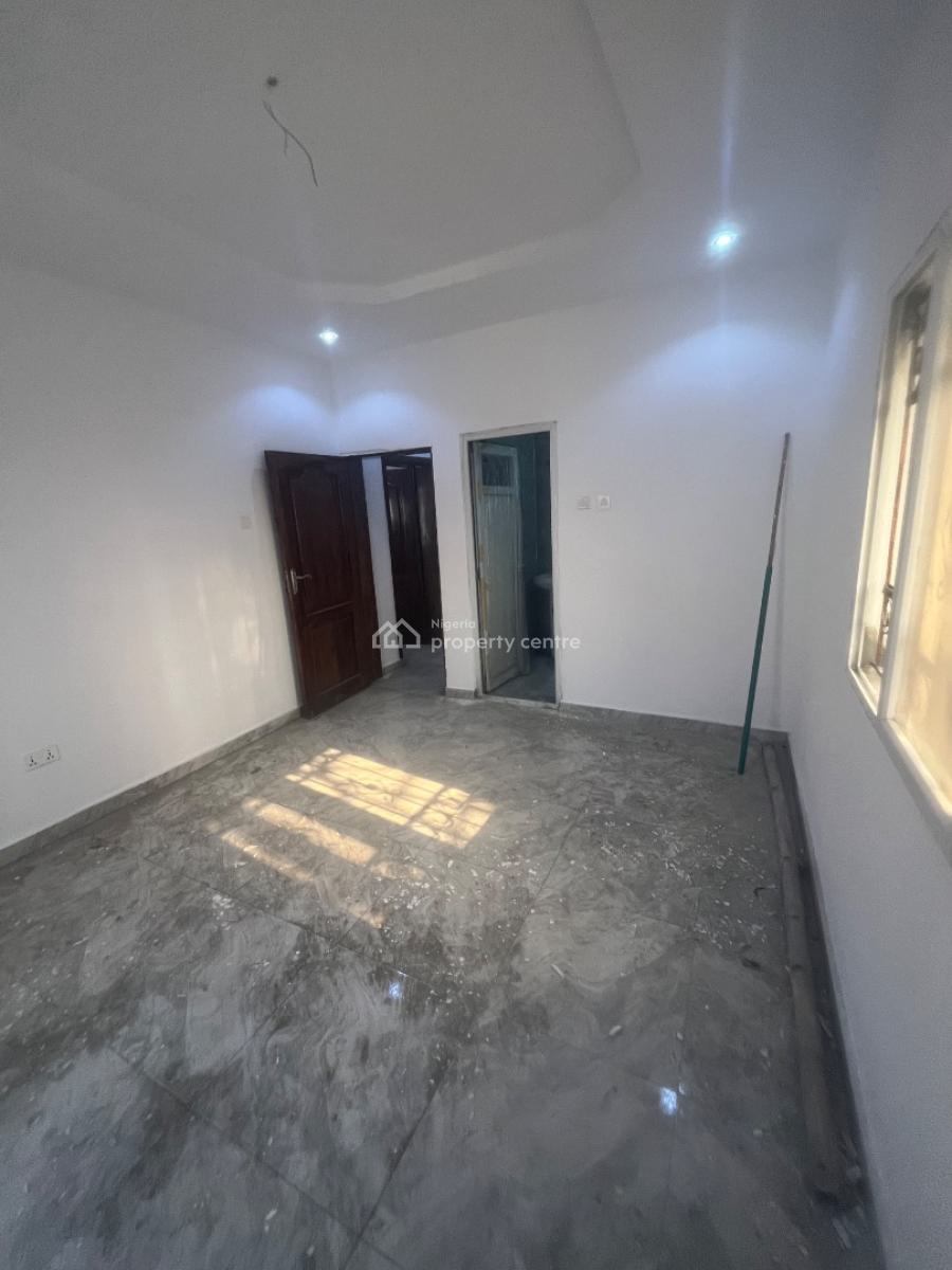 Brand New Luxury Modern Days 2 Bedroom Flat Upstairs and Downstairs, Mobil Road Ilaje, Ajah, Lagos, Flat / Apartment for Rent