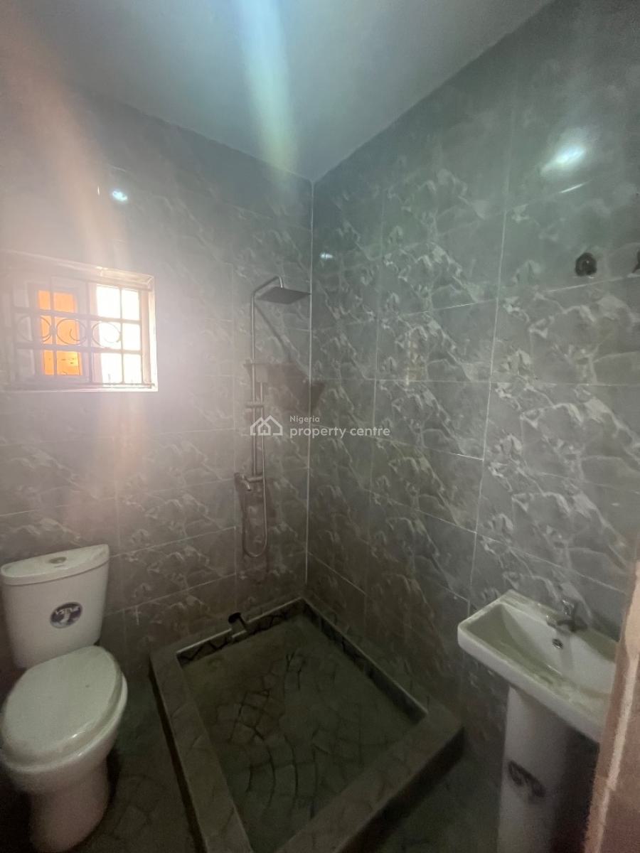Brand New Luxury Modern Days 2 Bedroom Flat Upstairs and Downstairs, Mobil Road Ilaje, Ajah, Lagos, Flat / Apartment for Rent