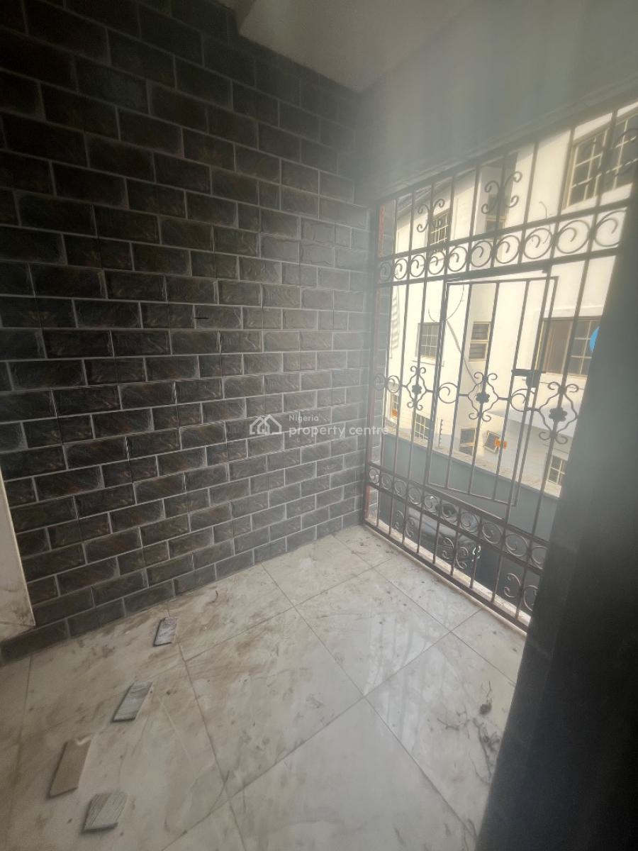 Brand New Luxury Modern Days 2 Bedroom Flat Upstairs and Downstairs, Mobil Road Ilaje, Ajah, Lagos, Flat / Apartment for Rent