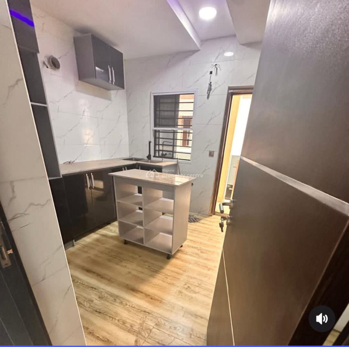 Fully Service 2 Bedroom Apt with Fitted Kitchen with Amenities, Freedom Way, Lekki Phase 1, Lekki, Lagos, Flat / Apartment for Rent