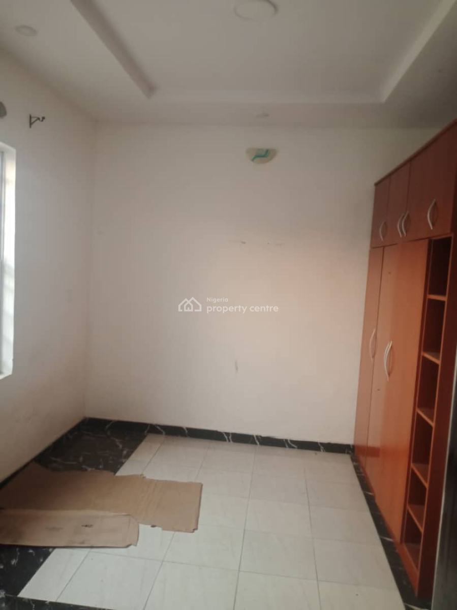 All Rooms Ensuite 3 Bedroom Flat, Gra Phase 1, Magodo, Lagos, Flat / Apartment for Rent