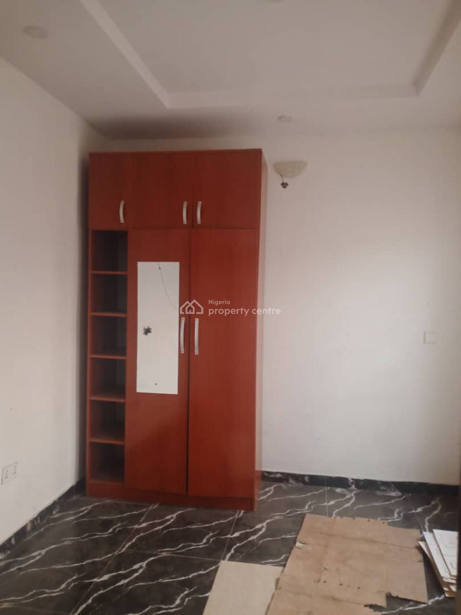 All Rooms Ensuite 3 Bedroom Flat, Gra Phase 1, Magodo, Lagos, Flat / Apartment for Rent