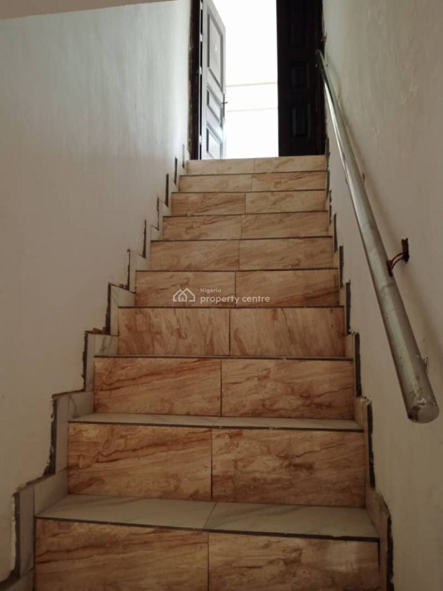 All Rooms Ensuite 3 Bedroom Flat, Gra Phase 1, Magodo, Lagos, Flat / Apartment for Rent