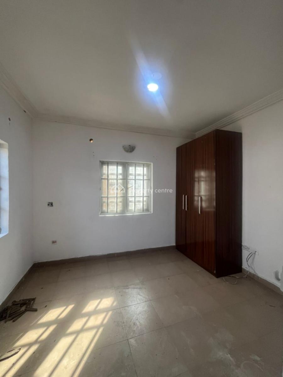 Spacious 2 Bedroom Apartment (under Renovation), United Estate, Sangotedo, Ajah, Lagos, Flat / Apartment for Rent