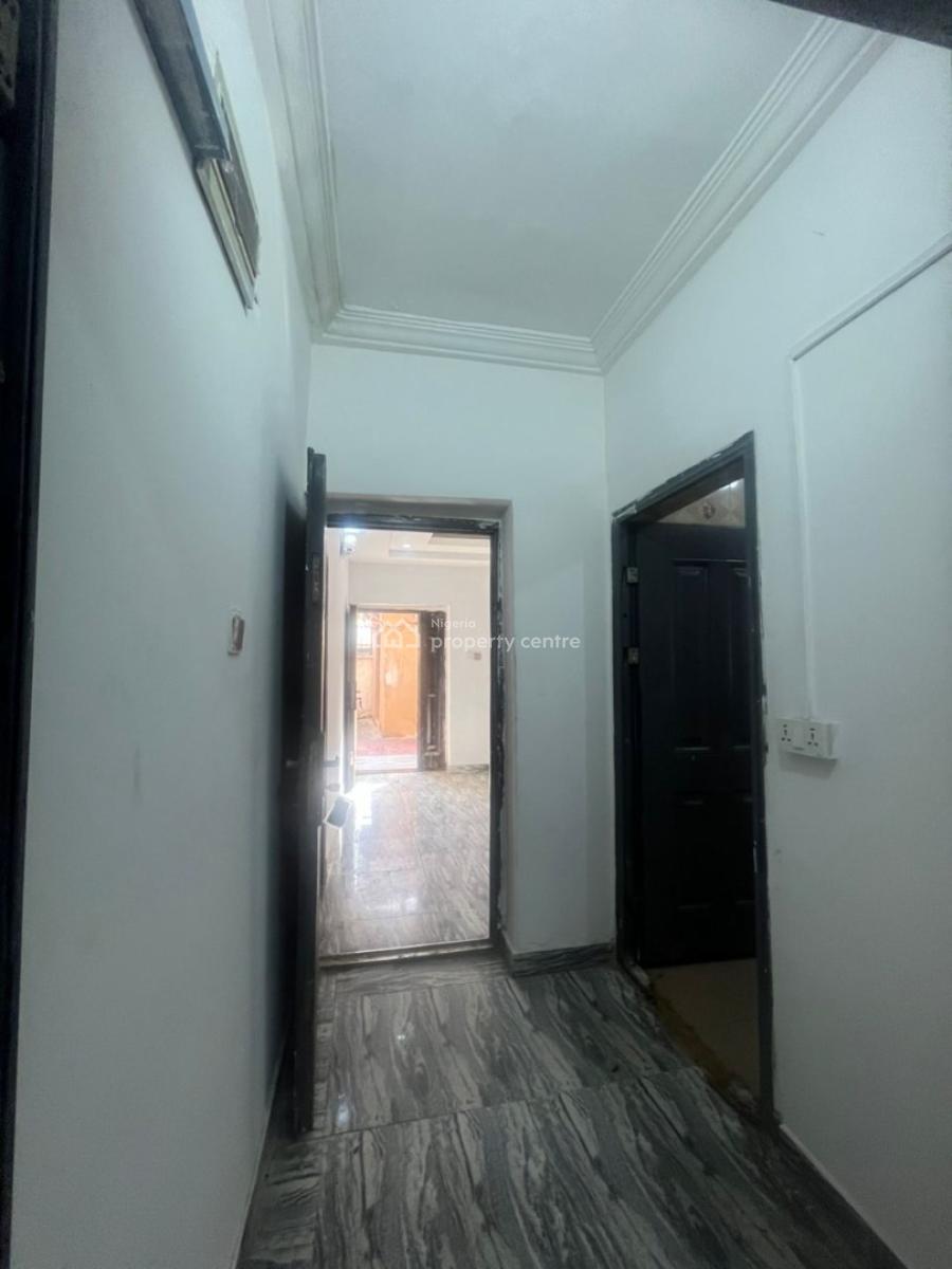 Spacious 2 Bedroom Apartment (under Renovation), United Estate, Sangotedo, Ajah, Lagos, Flat / Apartment for Rent