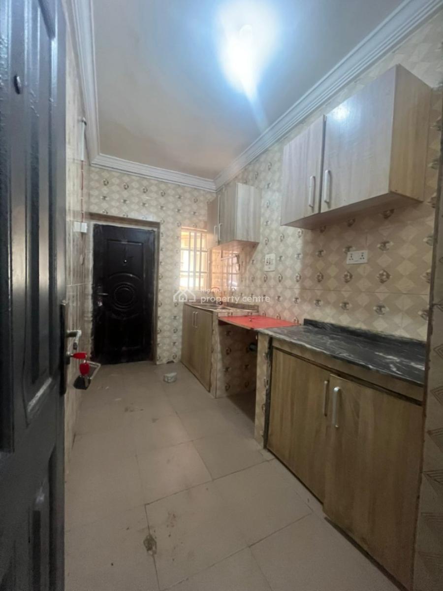 Spacious 2 Bedroom Apartment (under Renovation), United Estate, Sangotedo, Ajah, Lagos, Flat / Apartment for Rent