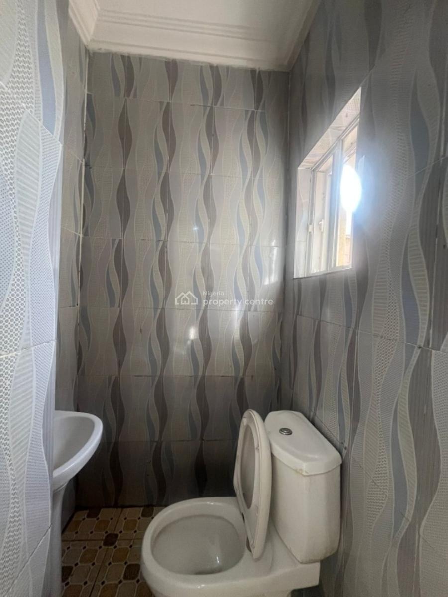 Spacious 2 Bedroom Apartment (under Renovation), United Estate, Sangotedo, Ajah, Lagos, Flat / Apartment for Rent