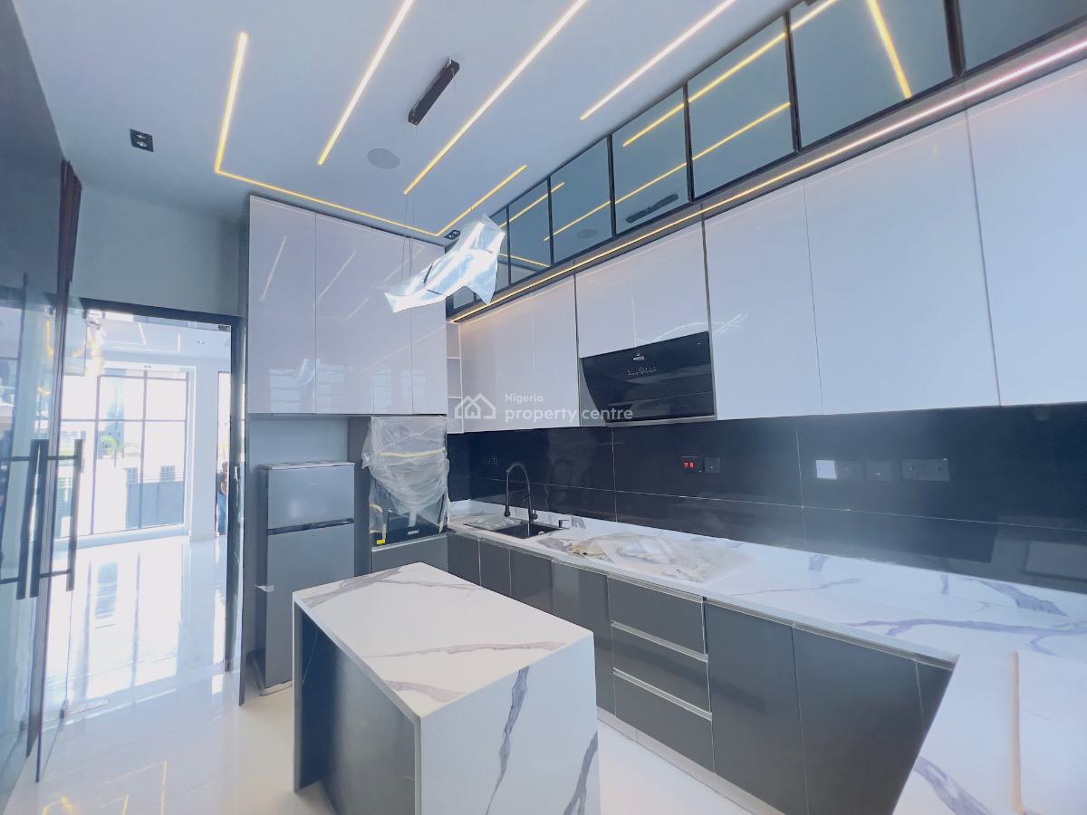 4 Bedroom Detached Duplex with Bq, Lekki, Lagos, Detached Duplex for Sale