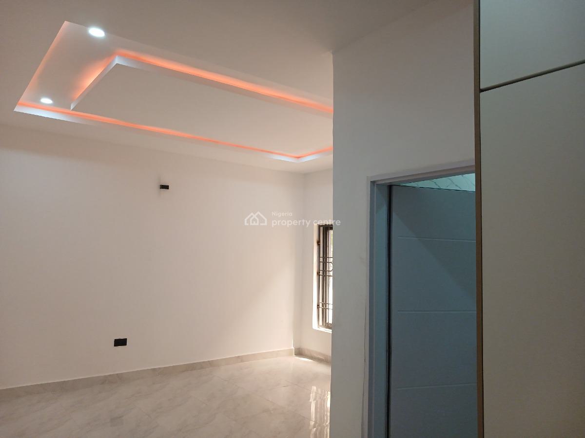 Luxury 4 Bedrooms Terraced House, Cluster 5, River Park Estate, Lugbe District, Abuja, Terraced Duplex for Rent