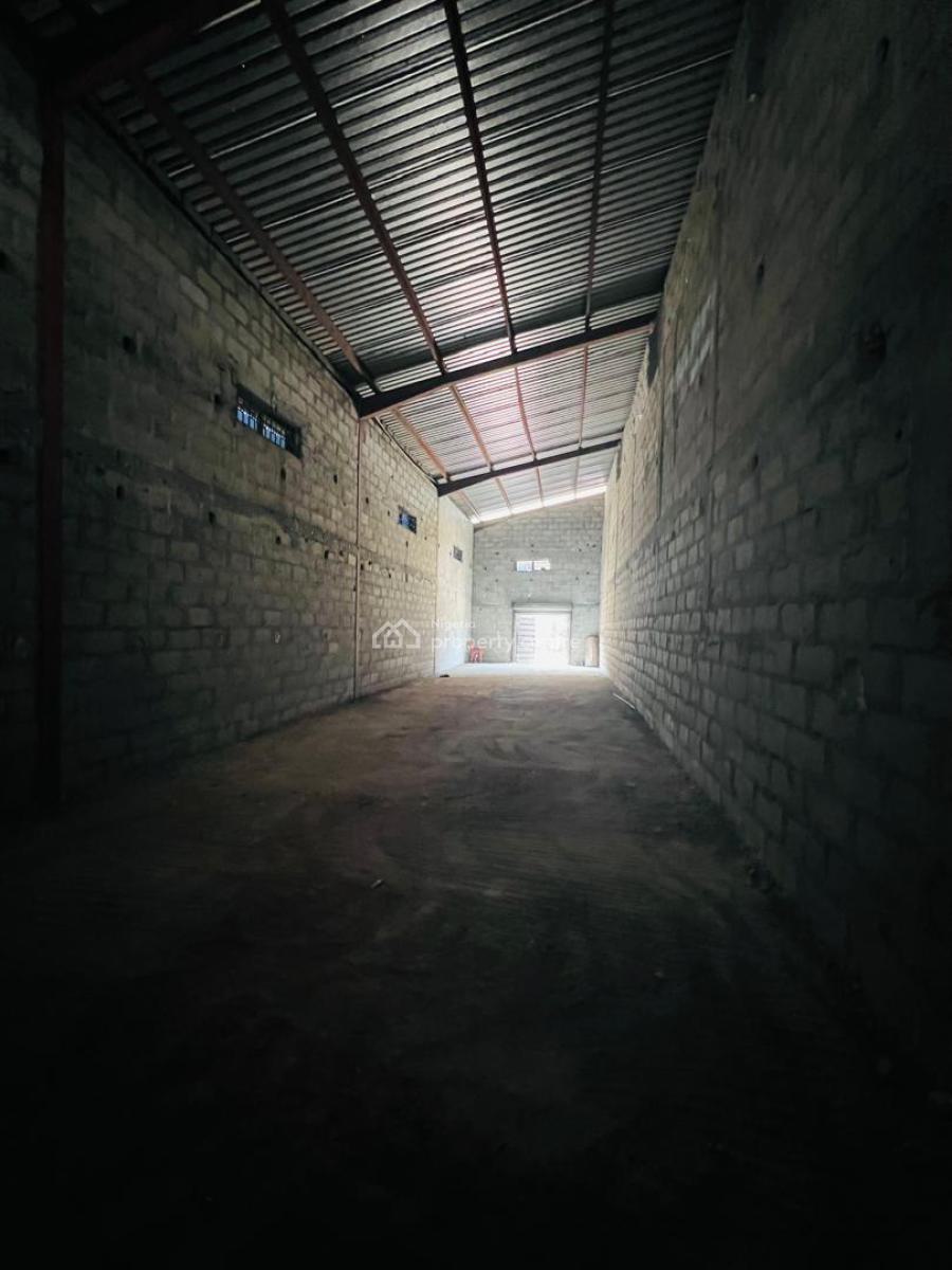 130sqm Warehouse Is Available, Jakande, Lekki, Lagos, Warehouse for Rent