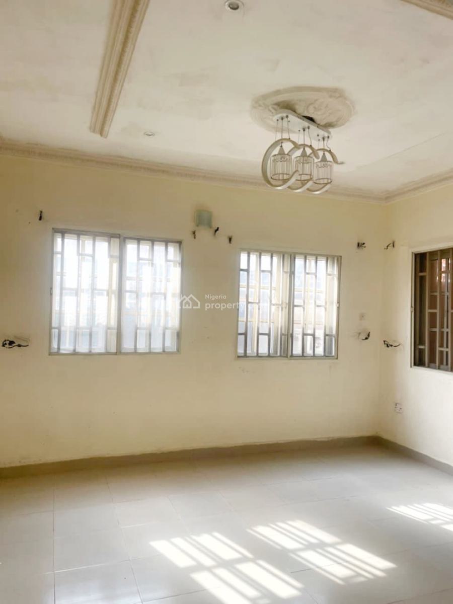 Luxury 3 Bedroom Apartment, Gra Phase 1, Magodo, Lagos, Flat / Apartment for Rent