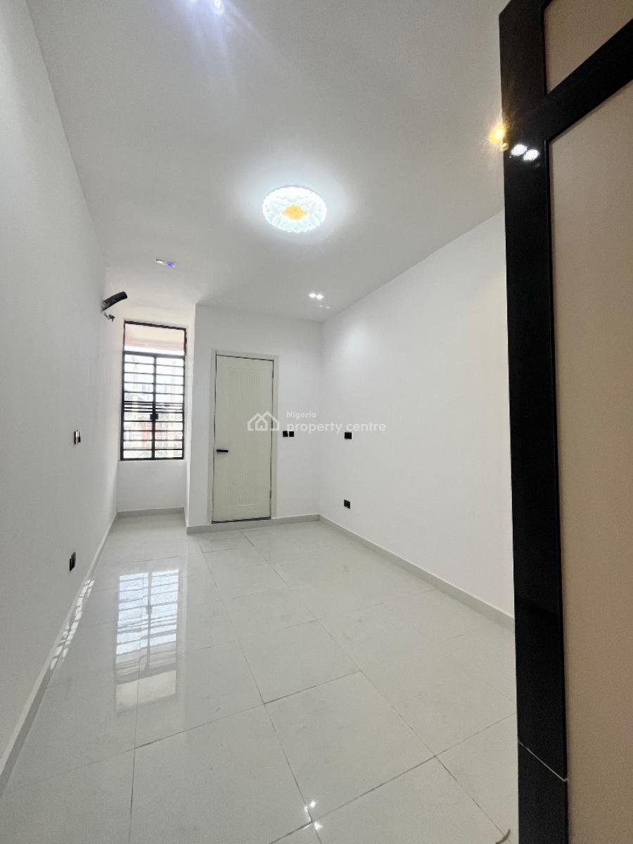 Newly Built  1 Bedroom & 2 Bedroom Serviced Apartment Available, Ologolo, Lekki, Lagos, Block of Flats for Sale
