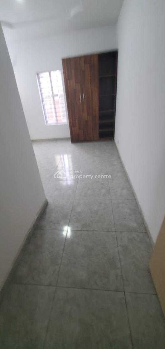 Spacious 1 Bedroom Mini Flat, Lekki County, Ikota, Lekki, Lagos, Flat / Apartment for Rent