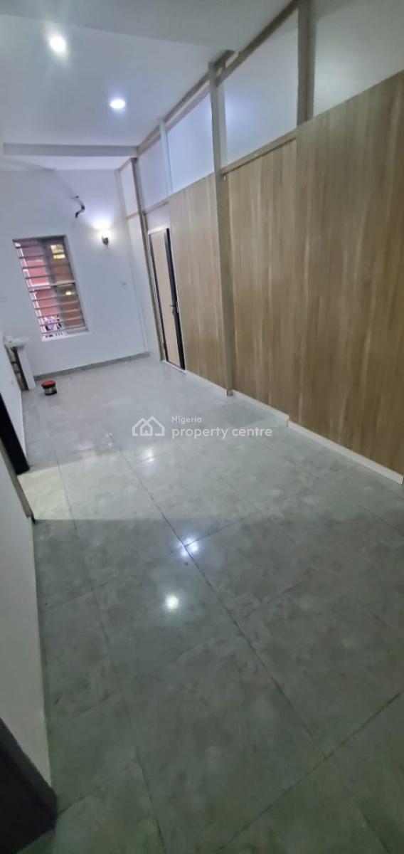 Spacious 1 Bedroom Mini Flat, Lekki County, Ikota, Lekki, Lagos, Flat / Apartment for Rent