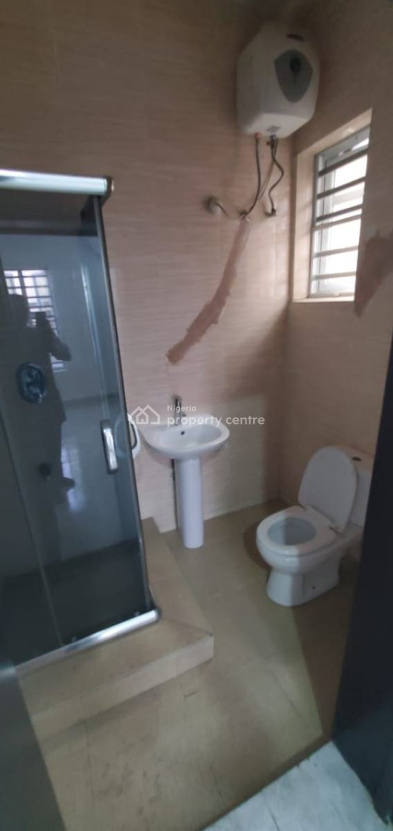 Spacious 1 Bedroom Mini Flat, Lekki County, Ikota, Lekki, Lagos, Flat / Apartment for Rent