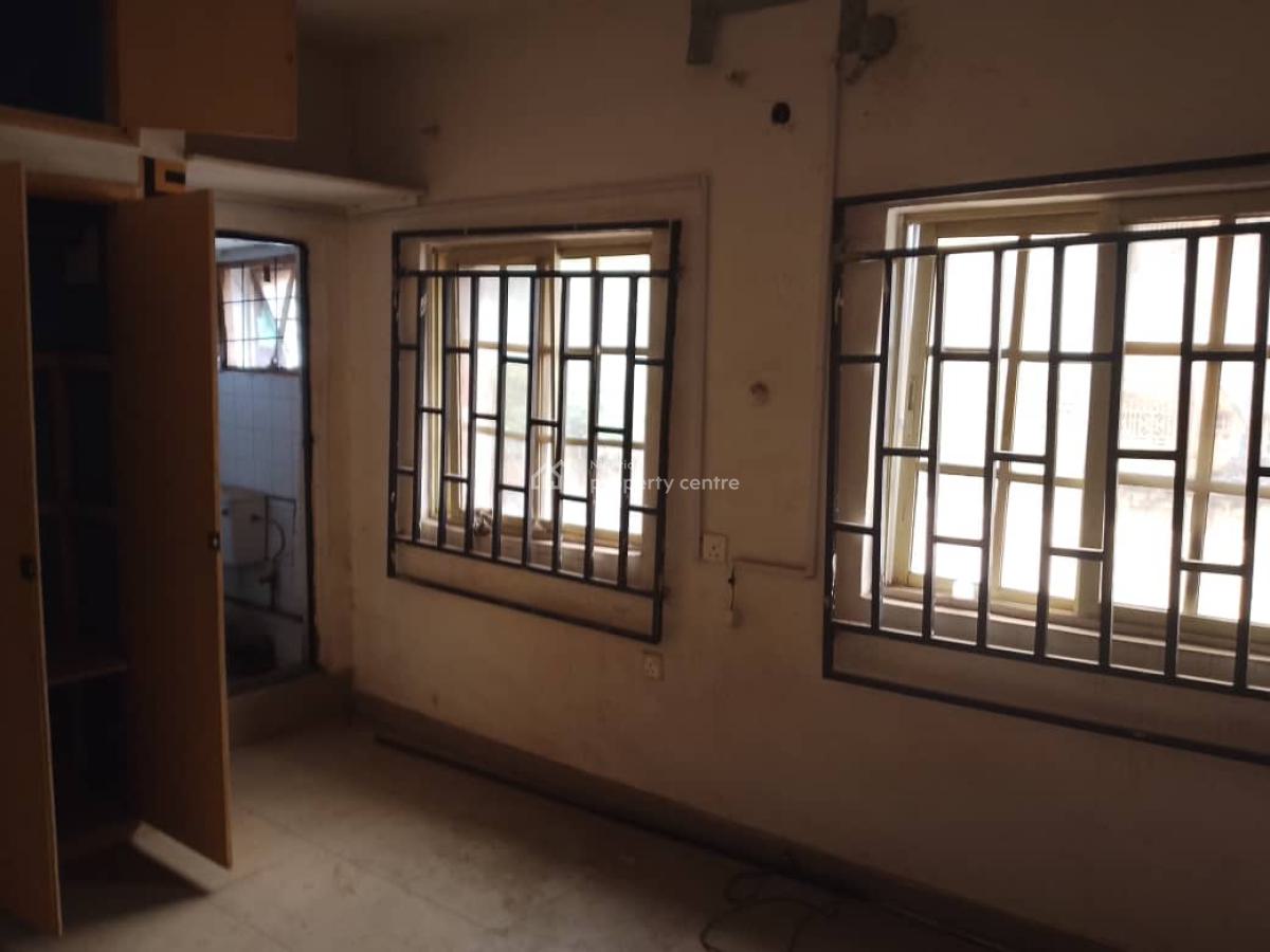 4 Bedroom Flat, Wuse, Abuja, Block of Flats for Sale