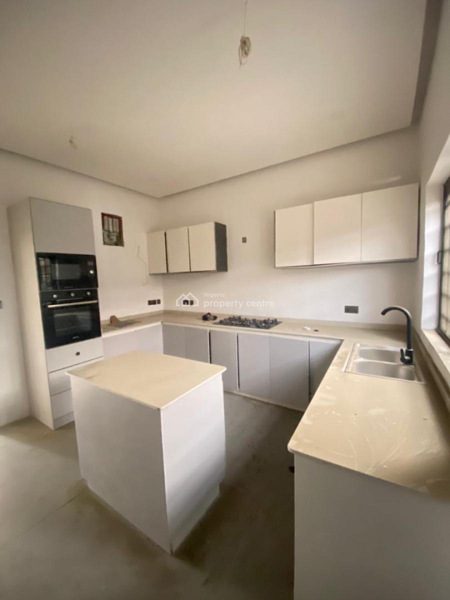 Spacious 4-bedroom Semi-detached Duplex with Bq, Ajah, Lagos, Semi-detached Duplex for Rent