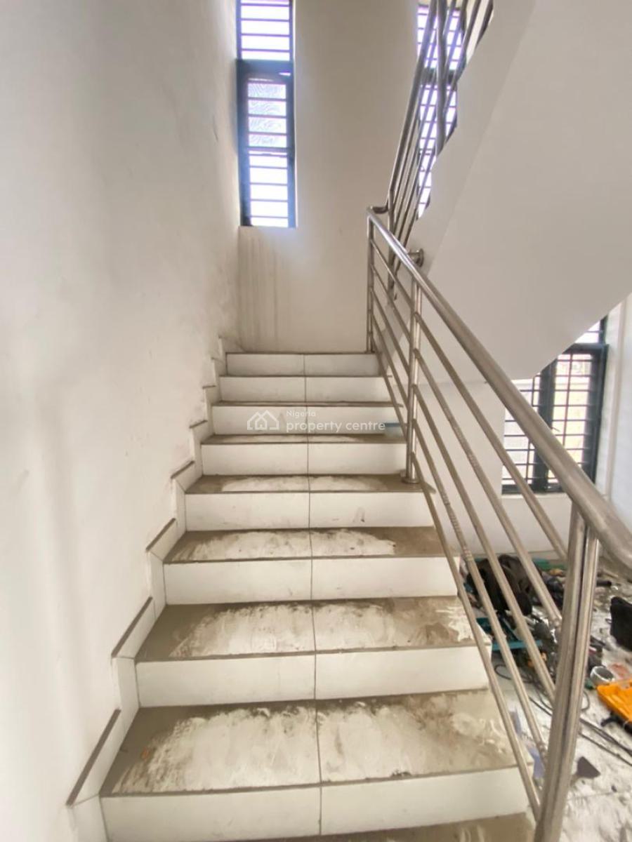 Spacious 4-bedroom Semi-detached Duplex with Bq, Ajah, Lagos, Semi-detached Duplex for Rent