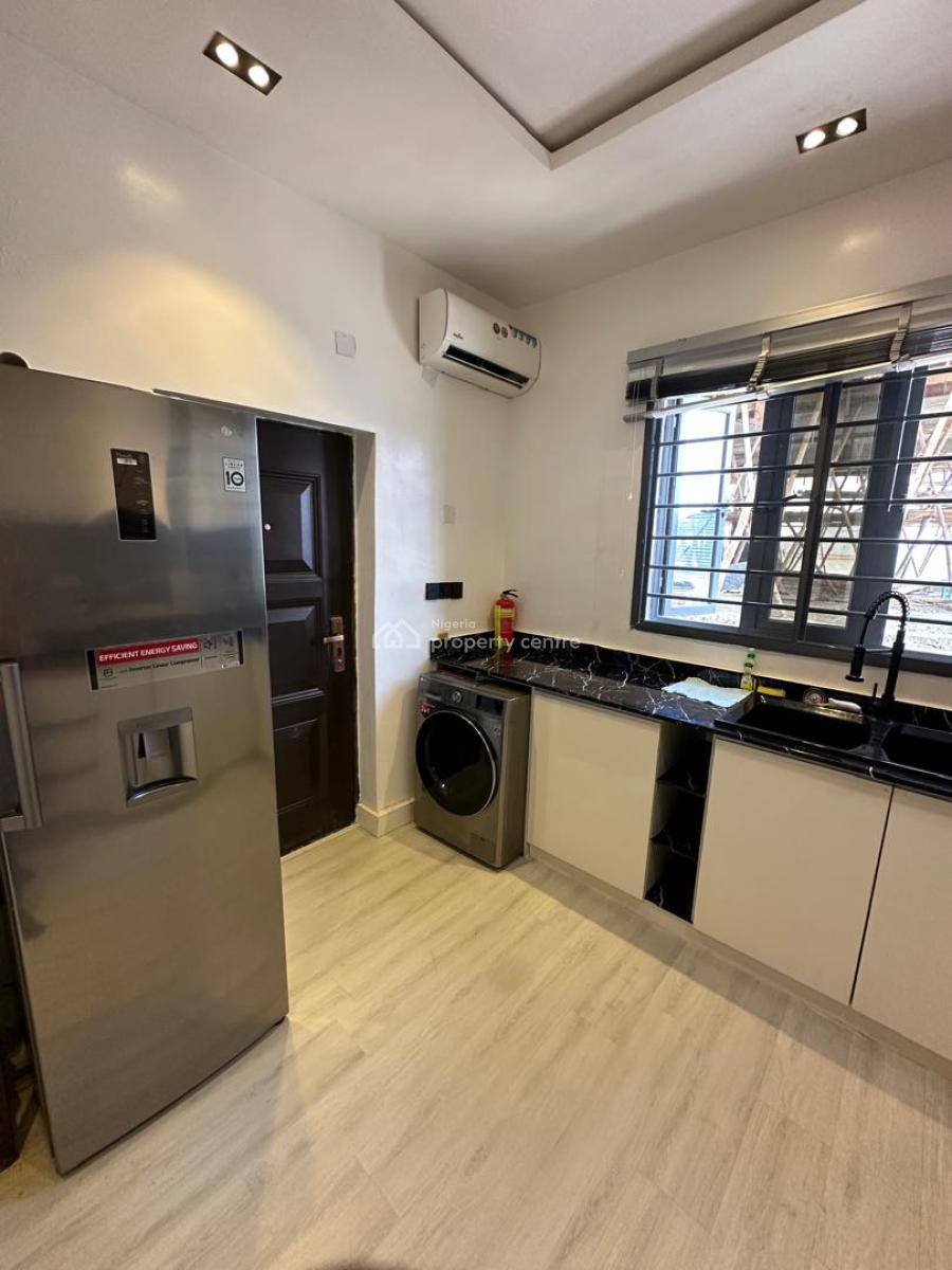 City View  24hrs Powered 2 Bedroom Furnished  Apartment, Atlantis Estate, Ologolo, Lekki, Lagos, Flat / Apartment for Rent