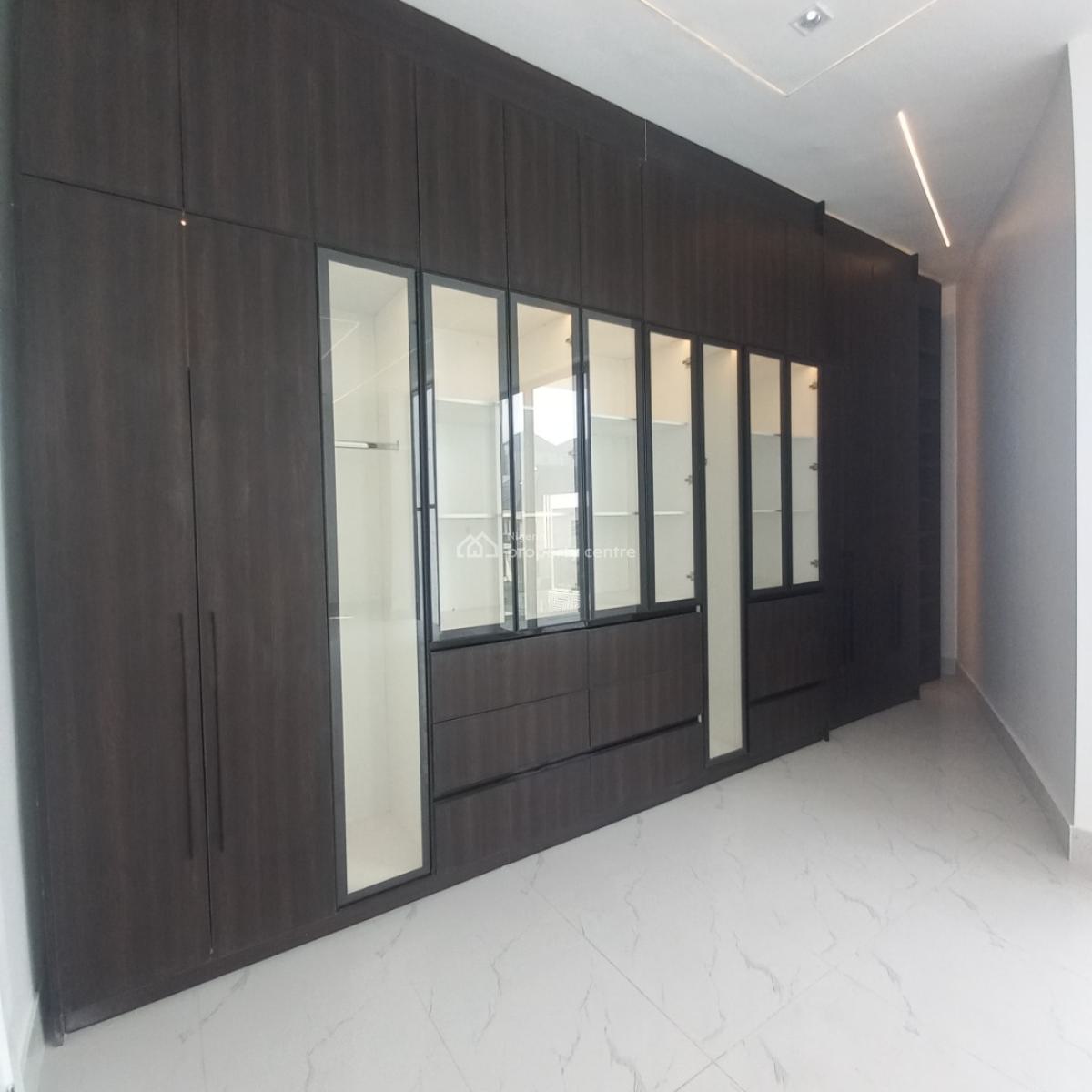 Lovely 5 Bedroom Detached Duplex with Pool and Bq, Ikota, Lekki, Lagos, Detached Duplex for Sale