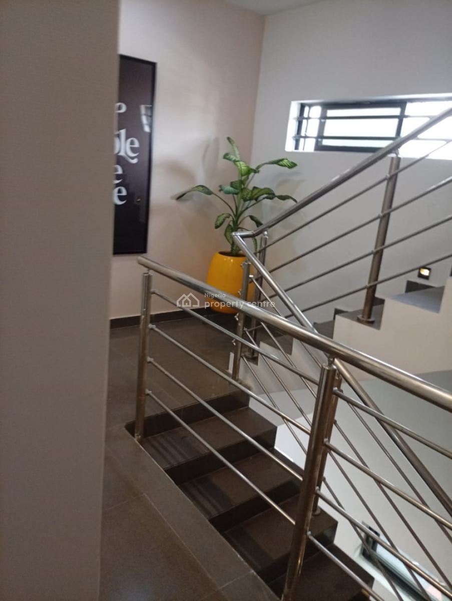 Beautifully Finished Serviced 3 Bedroom Apartments with Bq, Lekki Phase 1, Lekki, Lagos, Flat / Apartment for Sale