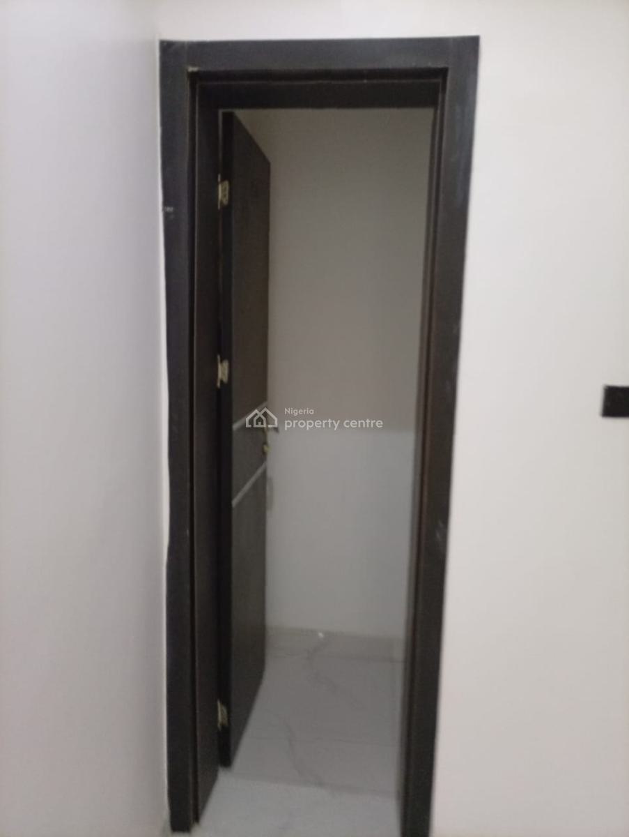 Beautifully Finished Serviced 3 Bedroom Apartments with Bq, Lekki Phase 1, Lekki, Lagos, Flat / Apartment for Sale