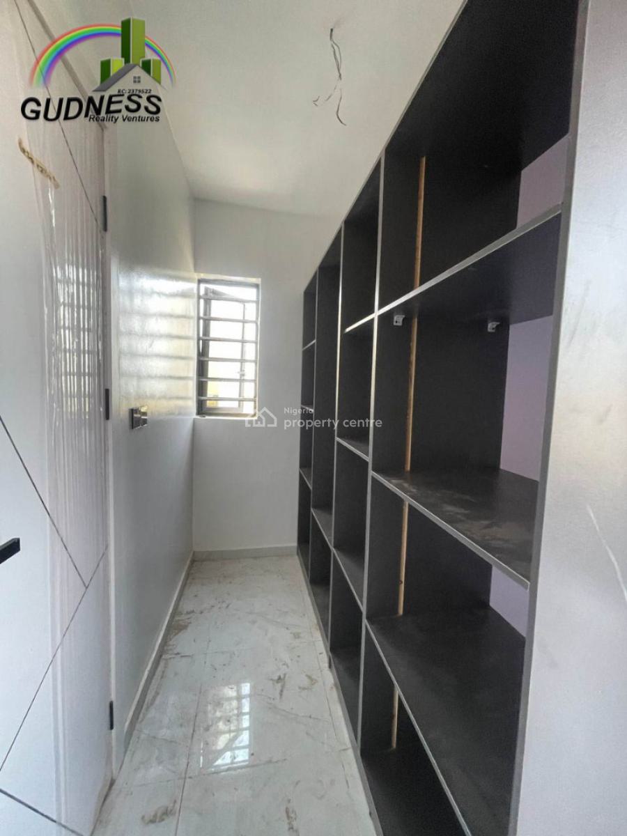 Brand New 4 Bedroom Terrace Duplex with Personal Packing Space, New Road, Lekki, Lagos, Flat / Apartment for Sale