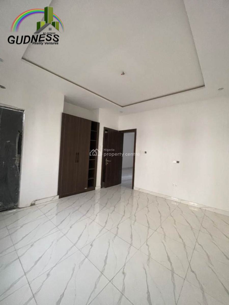 Brand New 4 Bedrooms Terraced Duplex with Personal Parking Space, New Road, Lekki, Lagos, Flat / Apartment for Sale
