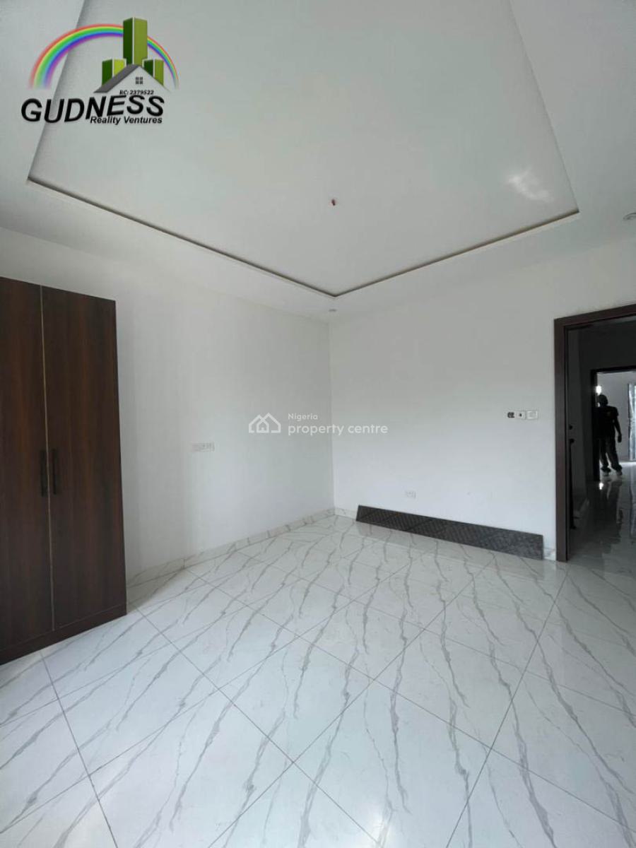 Brand New 4 Bedrooms Terraced Duplex with Personal Parking Space, New Road, Lekki, Lagos, Flat / Apartment for Sale
