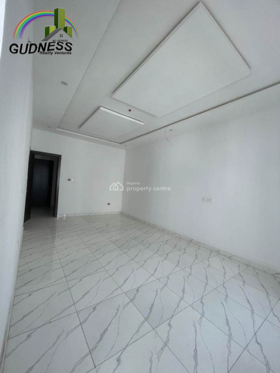 Brand New 4 Bedrooms Terraced Duplex with Personal Parking Space, New Road, Lekki, Lagos, Flat / Apartment for Sale