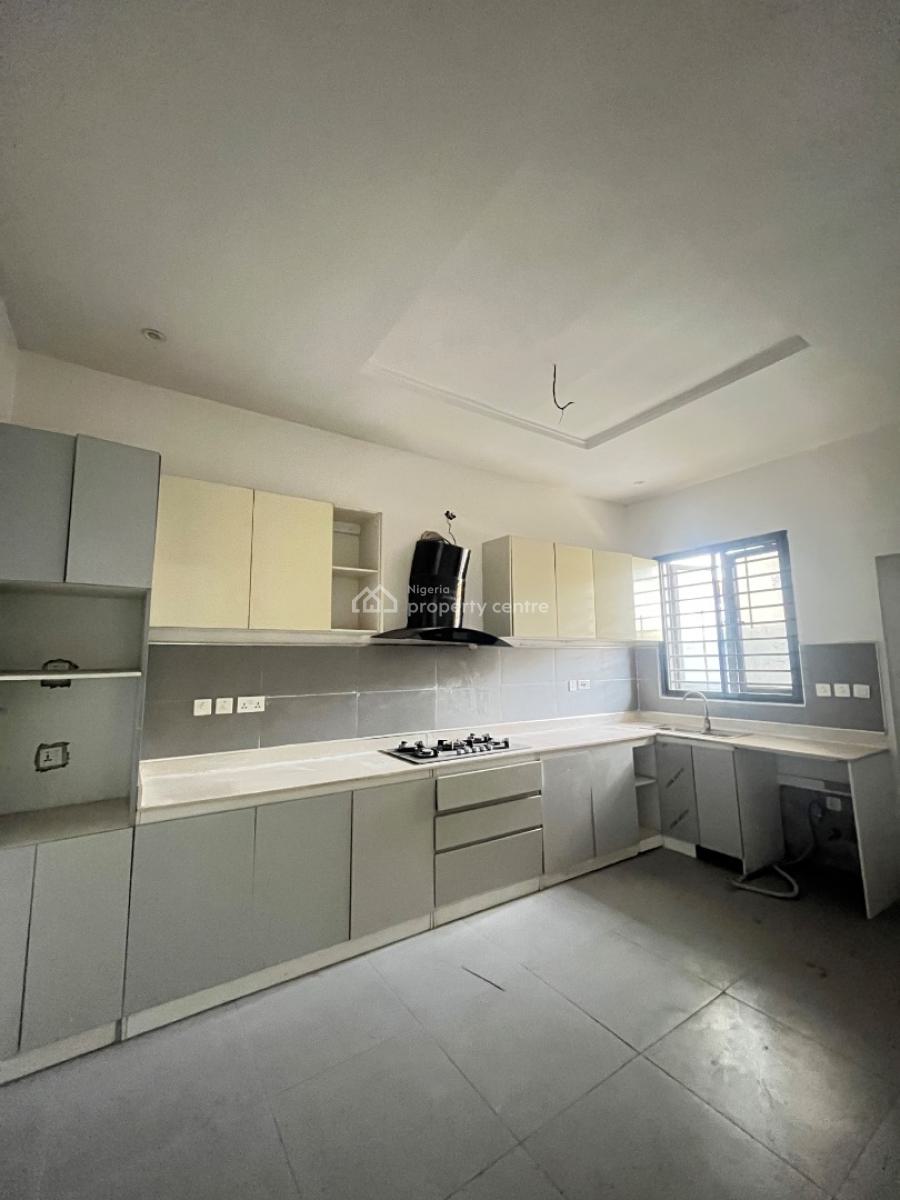 Serviced 4 Bedrooms Terraced Duplex in a Secured Estate, Ologolo, Lekki, Lagos, Terraced Duplex for Rent