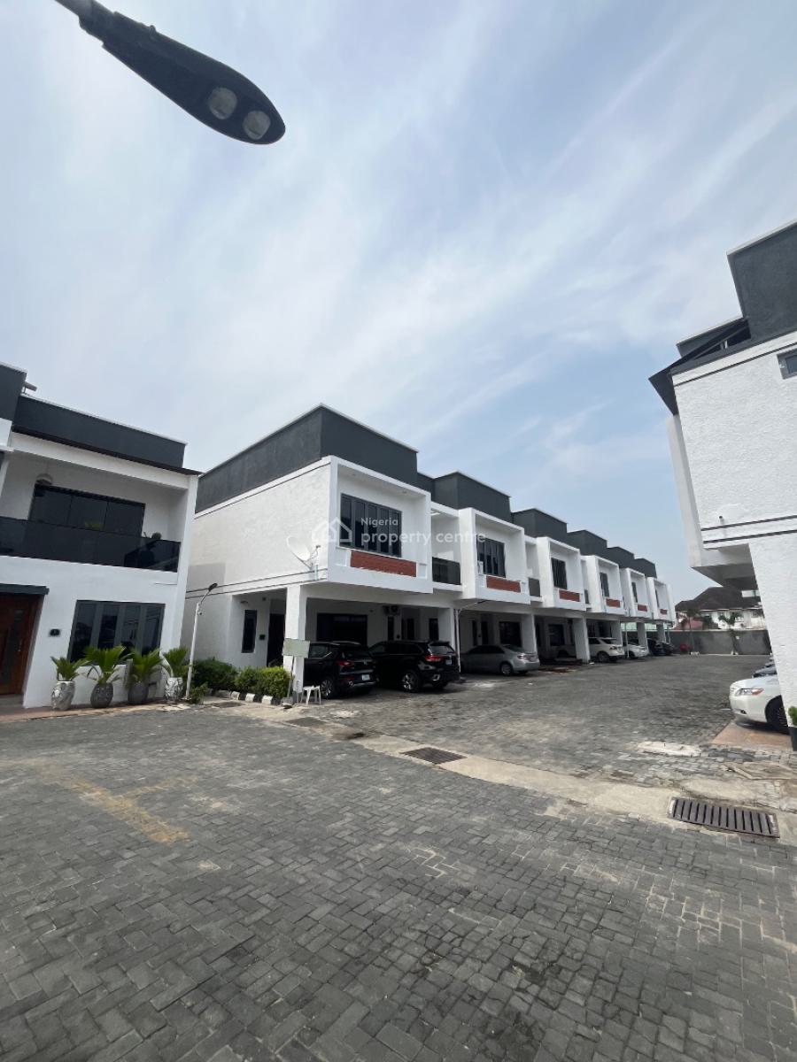 Serviced 4 Bedrooms Terraced Duplex in a Secured Estate, Ologolo, Lekki, Lagos, Terraced Duplex for Rent