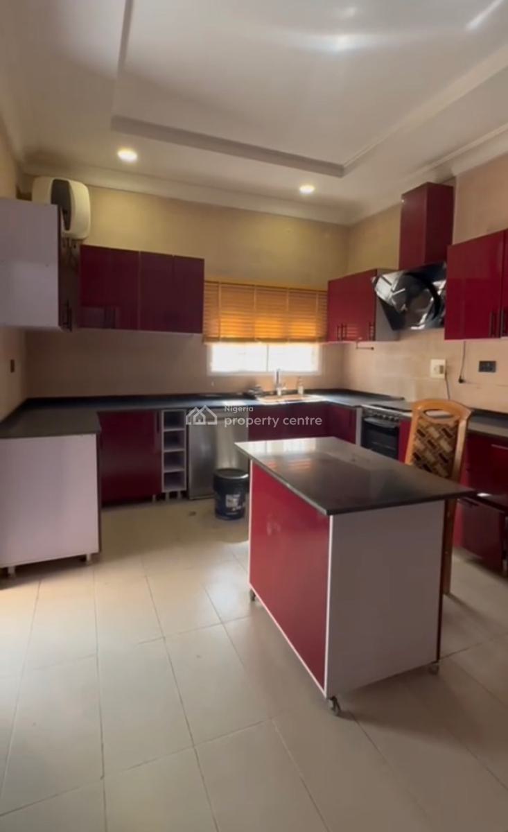 Spacious 4-bedroom Duplex, Guzape District, Abuja, Semi-detached Duplex for Rent