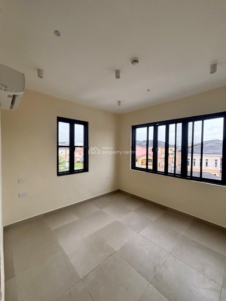 Brand New 3 Bedroom Apartments with Bq, Lekki Phase 1, Lekki, Lagos, Flat / Apartment for Sale