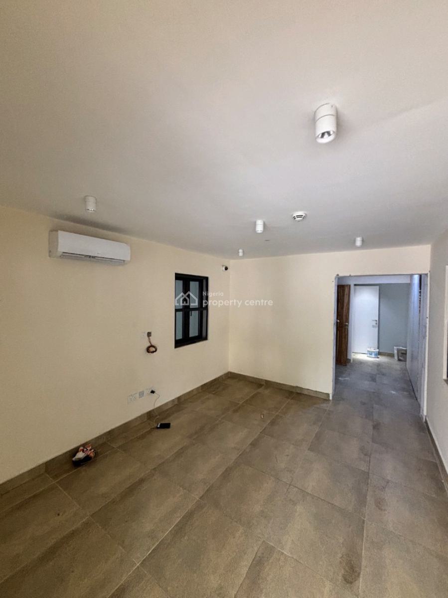 Brand New 3 Bedroom Apartments with Bq, Lekki Phase 1, Lekki, Lagos, Flat / Apartment for Sale