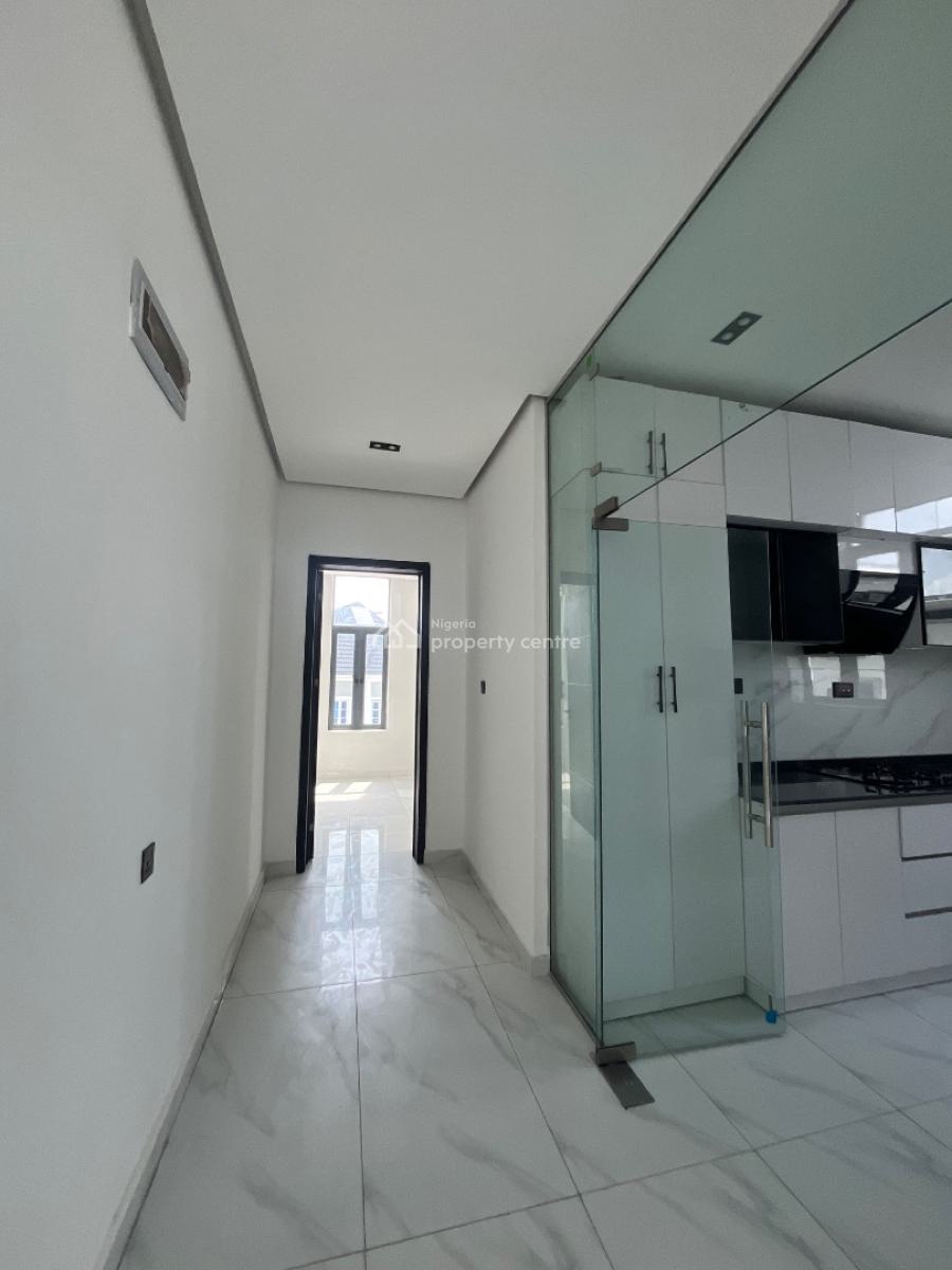 Fully Serviced Luxury 2 Bedroom Apartments, Ologolo, Lekki, Lagos, Flat / Apartment for Sale