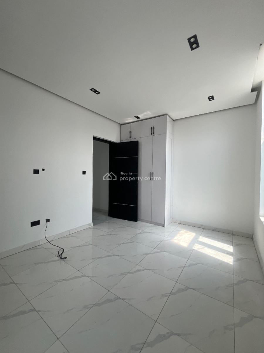 Fully Serviced Luxury 2 Bedroom Apartments, Ologolo, Lekki, Lagos, Flat / Apartment for Sale