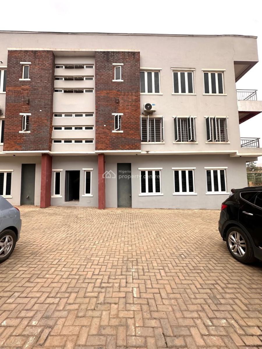 Beautiful 3 Bedroom Flat with Bq, Acs & Generator, By Shafa Filling Station, Jahi, Abuja, Flat / Apartment for Rent