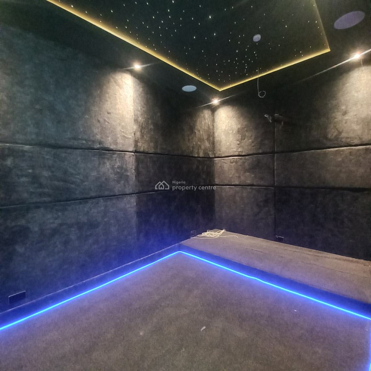 Exquisite 5 Bedroom Detached Duplex with Pool and Bq, Ikota, Lekki, Lagos, Detached Duplex for Sale