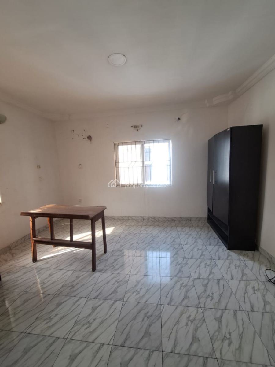 3 Bedroom Flat (upstairs), Salem, Lekki, Lagos, Flat / Apartment for Rent